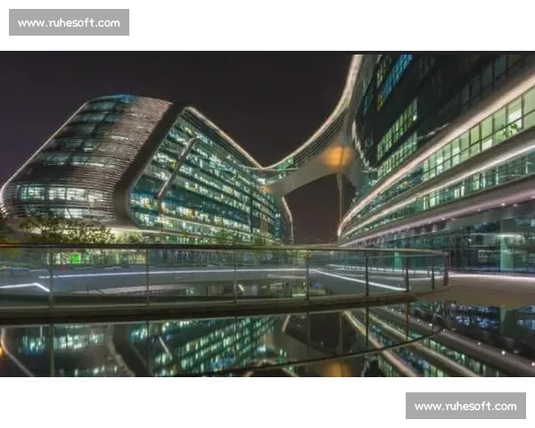 半凌空的魅力：探寻空中建筑艺术与现代科技的完美融合